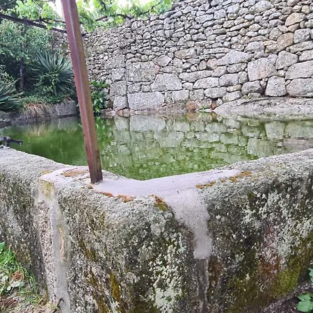 Solar Dos Araujo Coutinho - Casa Dos Cavaleiros - Turismo Habitacao Vila da Ponte (Viseu)