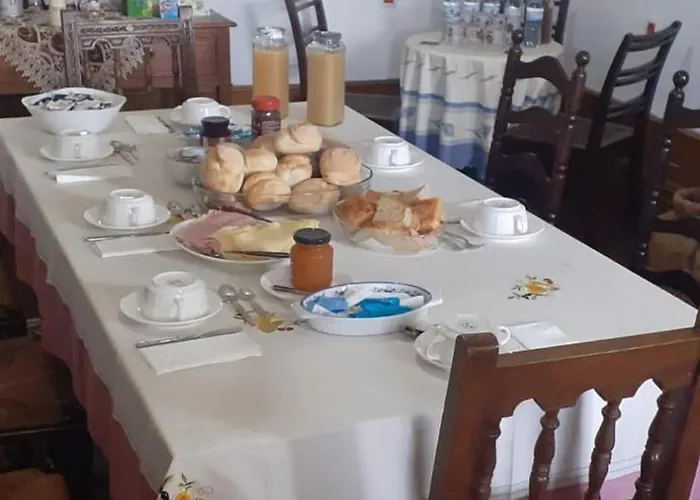 Solar Dos Araújo Coutinho - Casa Dos Cavaleiros - Turismo * Vila da Ponte (Viseu)