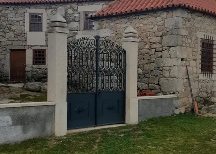 Solar Dos Araújo Coutinho - Casa Dos Cavaleiros - Turismo *